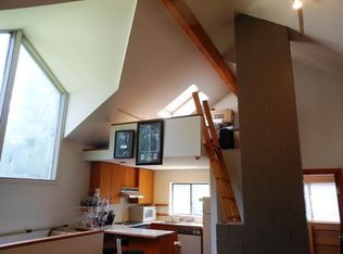 43 Valley Rd, Cos Cob, CT 06807