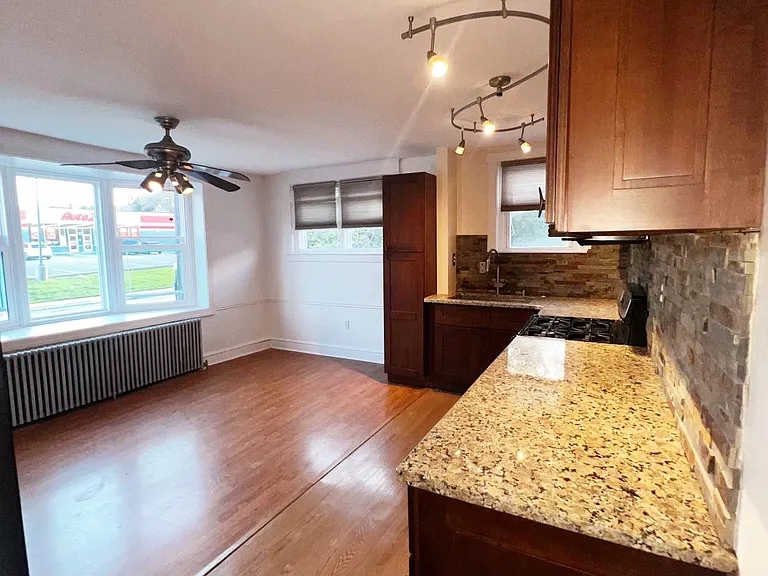1503 E Mayland St #3 — Photo 7