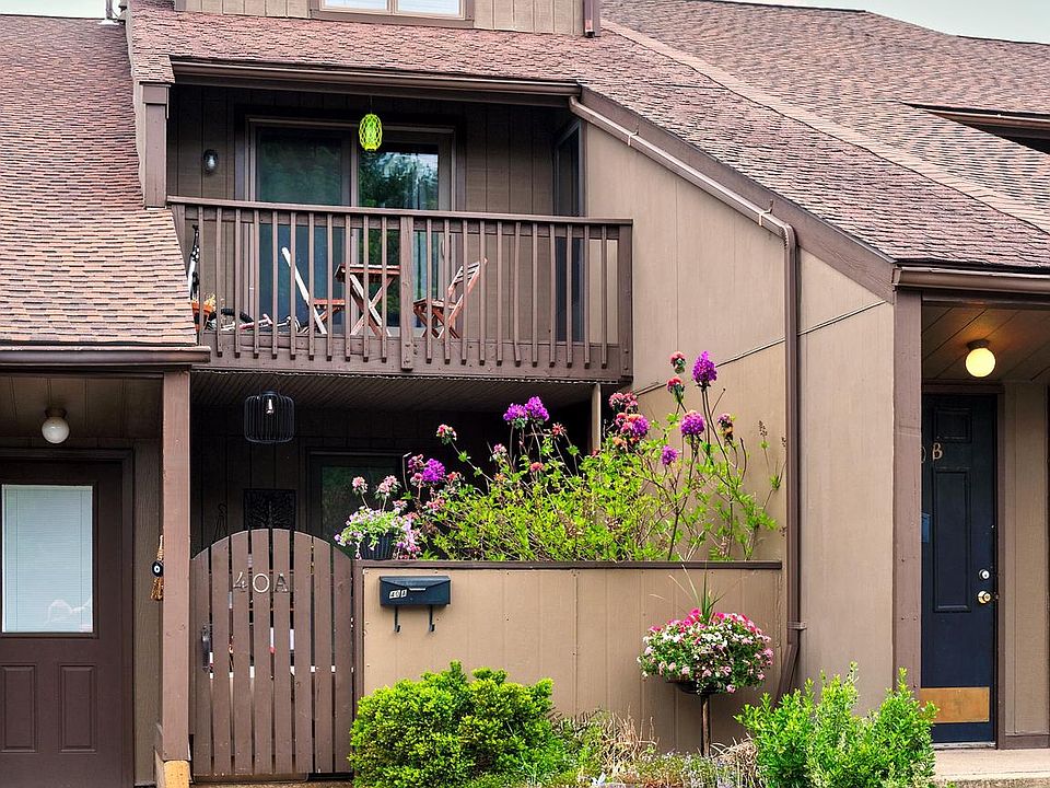 2nd image of 40 Darien Way