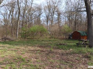 7944 Pin Oak Dr, Manito, IL 61546