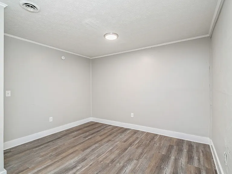 2823 Colt Dr #4 — Photo 8