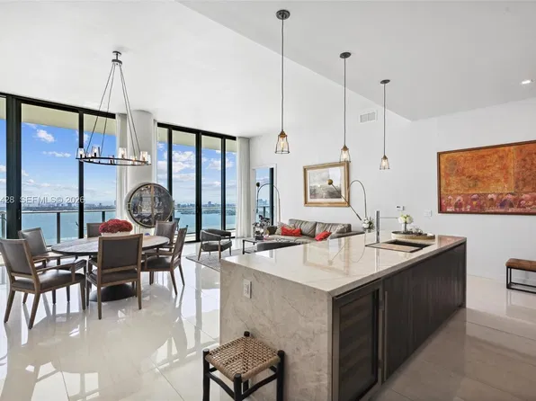 480 NE 31st St Unit Penthouse 5303, Miami, FL 33137
