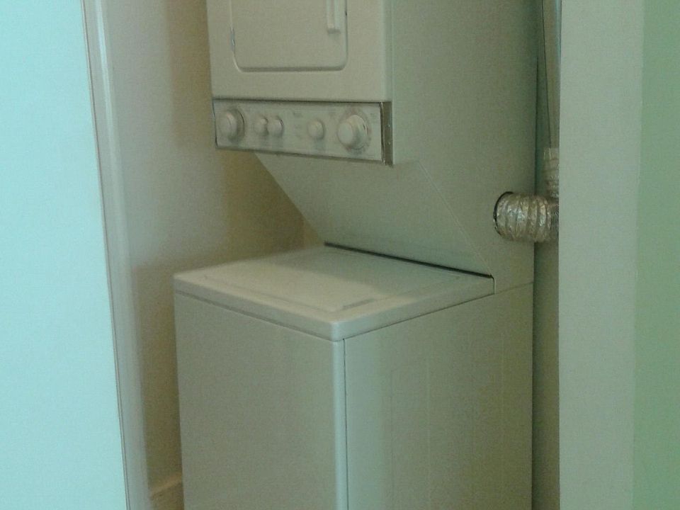 Washer And Dryer In Unit