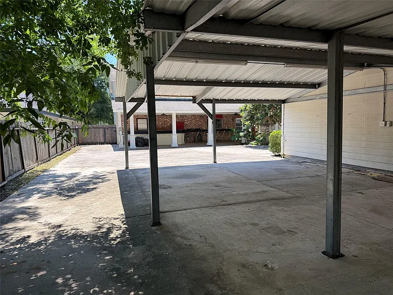 2311 Quail Haven Rd — Photo 21