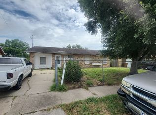 1418 Madrid Dr, Corpus Christi, TX 78416
