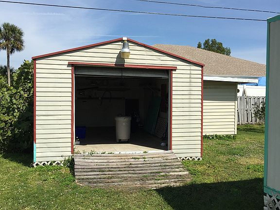 5th image of 5678 Meadowlark Ln