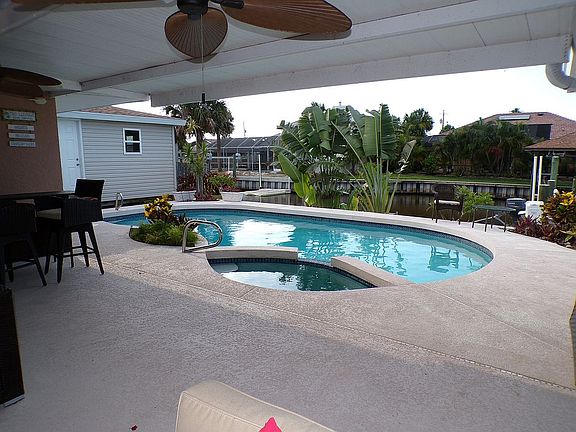 Pool Bar, Shed, Pool