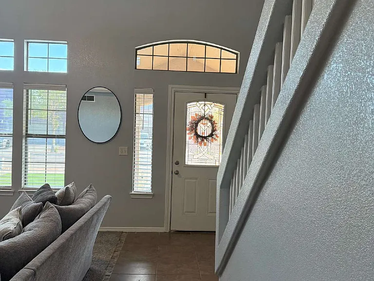 12253 Holy Springs Ct — Photo 9