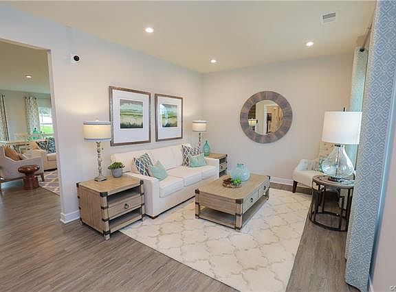 4th image of 15813 Cambria Cove Blvd