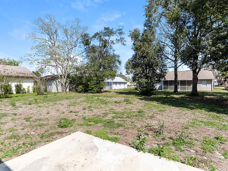 13716 Coronado Dr — Photo 14