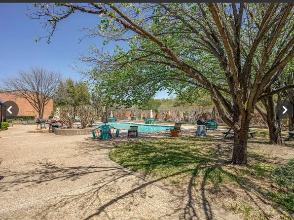 504 E Avenue J, Grand Prairie, TX