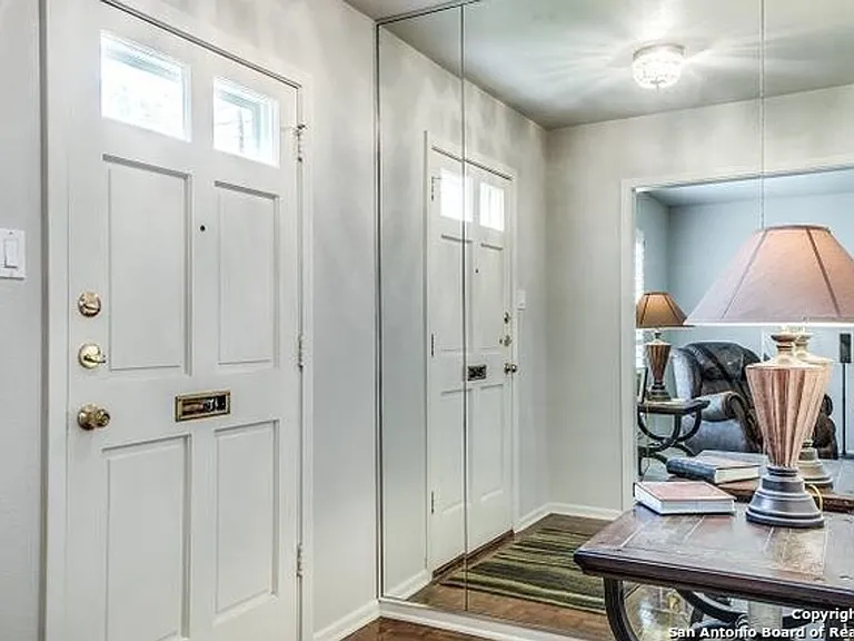 342 E Terra Alta Dr — Photo 2