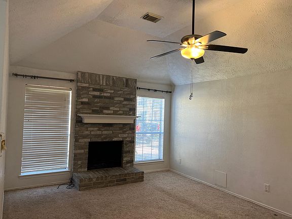 4th image of 3934 Club Valley Dr