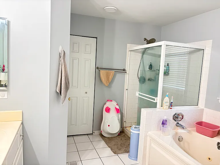1255 Dunbarton Dr — Photo 7