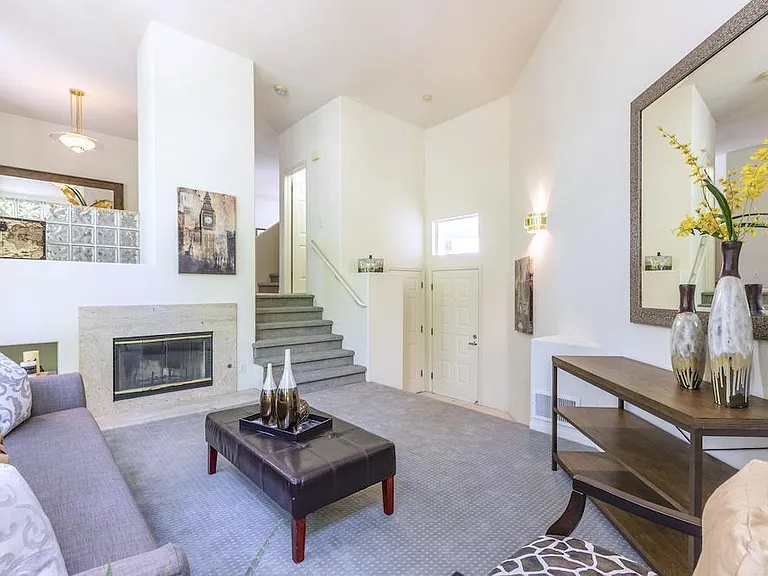 440 Navaro Pl #116 — Photo 33