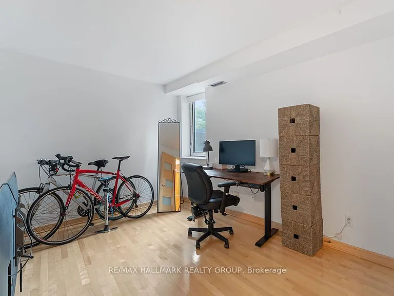 29 Main St #111 — Photo 19
