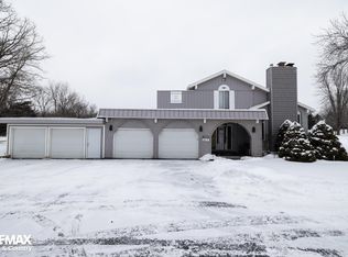 7444 Potter Rd, Flushing, MI 48433