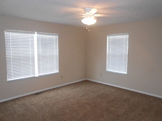 206 Aston Ct — Photo 14