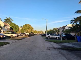 1349 Seaview, North Lauderdale, FL 33068