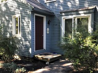 27 Ashbourne Ct #27, South Portland, ME 04106