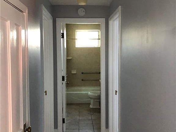 2nd image of 780 W Ferry St
