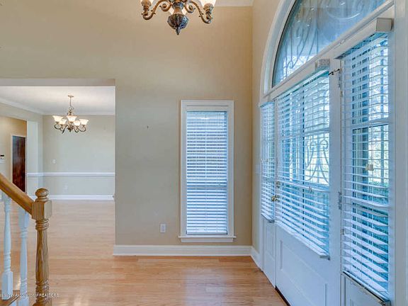 4th image of 4330 Chalice Dr