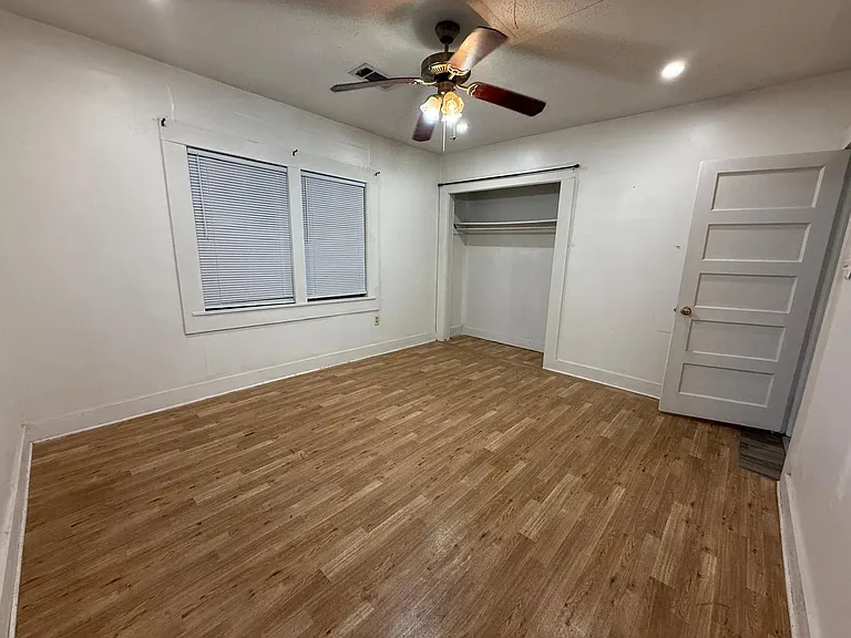 547 Commerce St — Photo 19