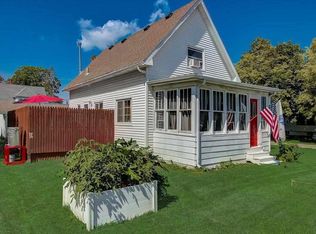 225 Ellickson St, Arlington, WI 53911