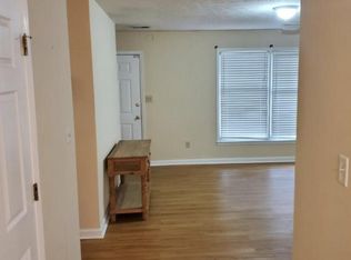 813 Overview Dr, Lexington, KY 40514