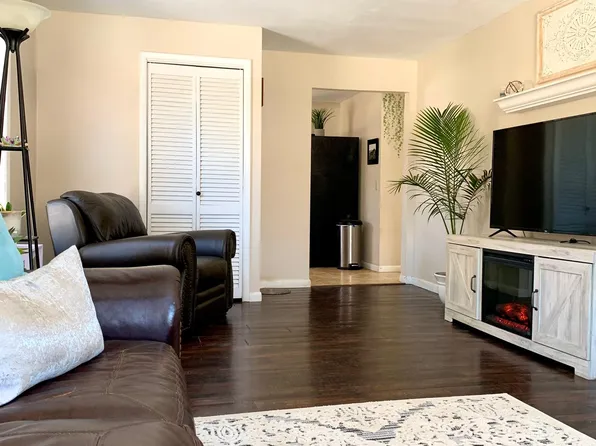 243 Lebanon Ave #1, Pittsfield, MA 01201