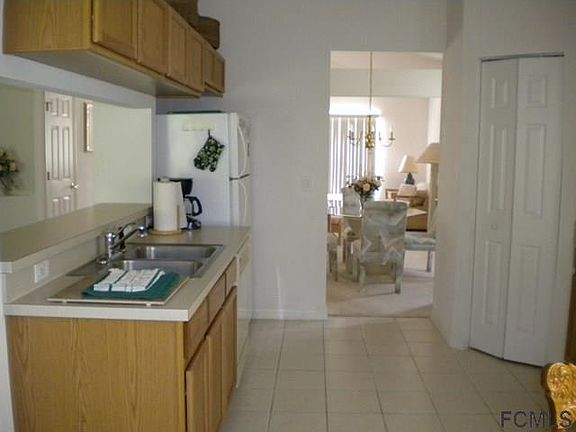 4th image of 19 Deerfield Ct