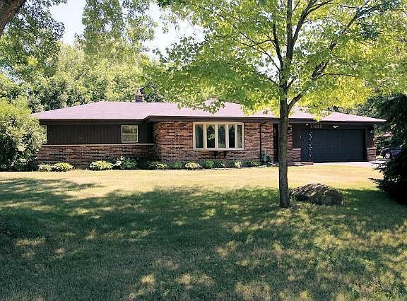 3rd image of 11437 W Shields Dr