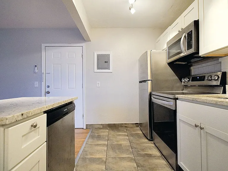 1605 Marshall STP, LLC — Photo 22