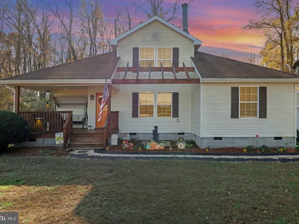 6 Dockside Ct, Montross, VA 22520