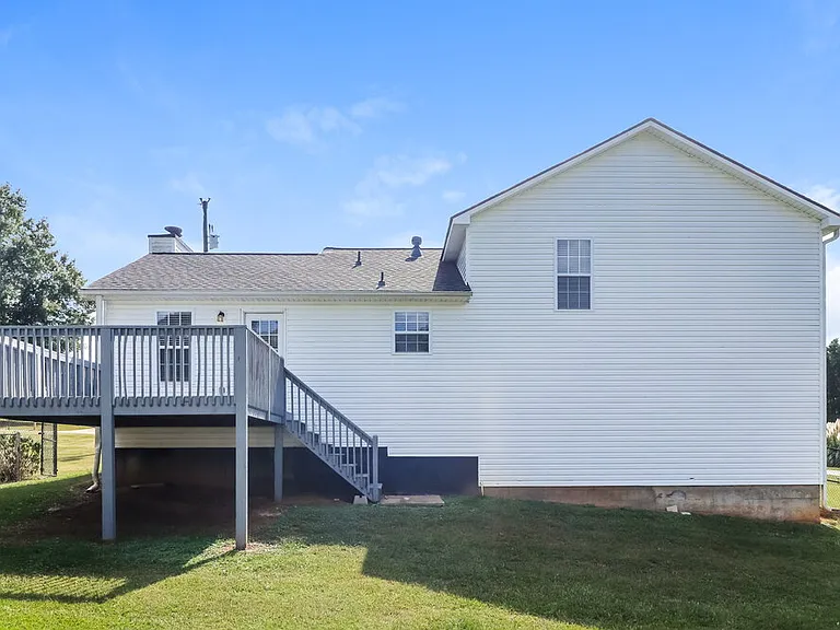 417 Remington Ct — Photo 18
