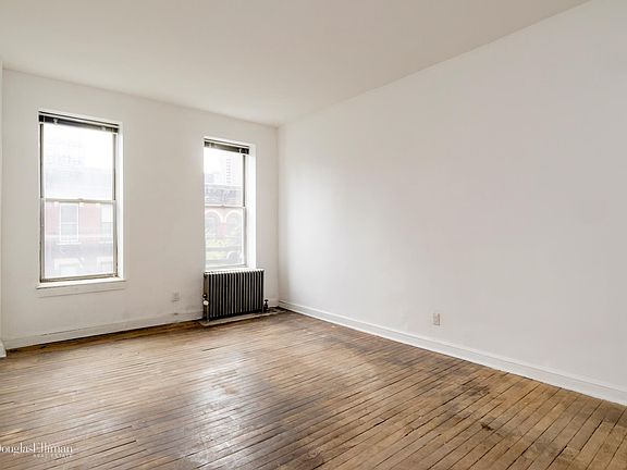 5th image of 415 W 46th St APT 5D