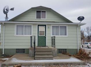 120 Currie Ave, Fallon, MT 59326