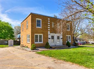 1000 Kingman Cir, Des Moines, IA 50311