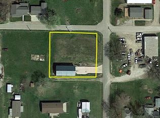 415 N B St, Albia, IA 52531