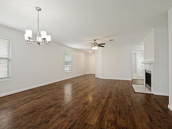 3rd image of 708 Claiborn Ln