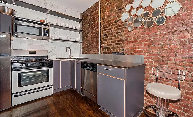 Rented by Engel & Völkers New York City | media 18