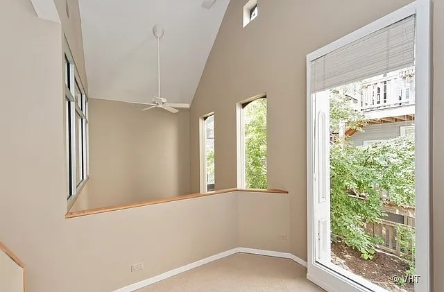 1033 W Wolfram St #2 — Photo 19