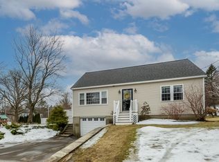 26 Dale St, Haverhill, MA 01832