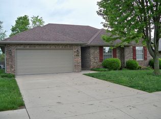 735 N Bluegill St, Nixa, MO 65714