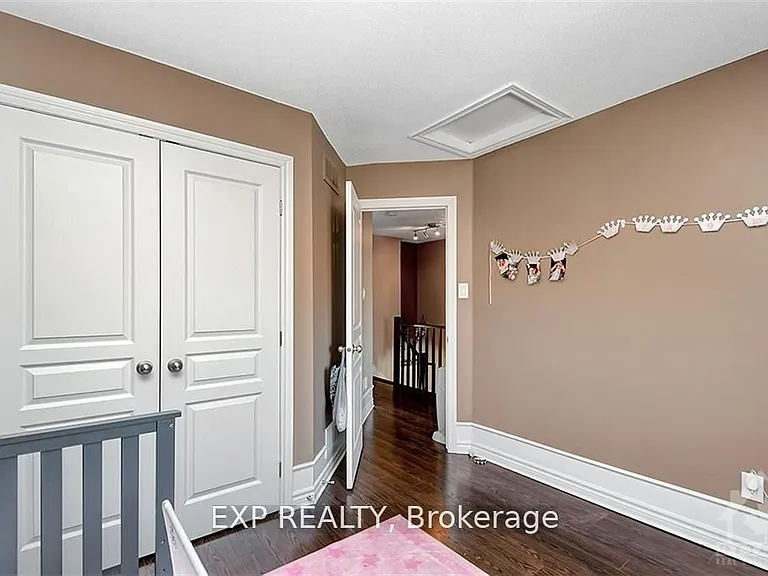 535 Salzburg Dr — Photo 20
