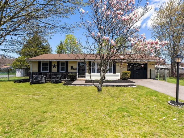 11 Baldwin Rd, Brockton, MA 02302