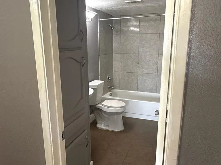 22726 Melham Ln — Photo 24