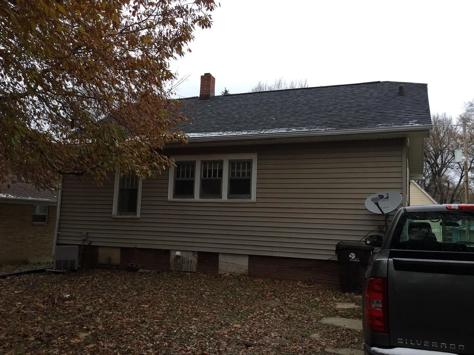 1024 E Behrends Ave photo 1