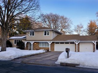 3334 Richmond Ave, Shoreview, MN 55126