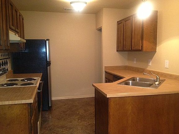5th image of 9366 Brushy Point St